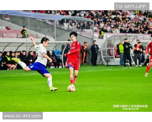 上海足球队荣登足球战术排行榜第二名引发热议与期待