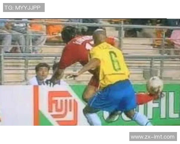 足球明星与复制人激战赛场谁能赢得最终荣耀与胜利