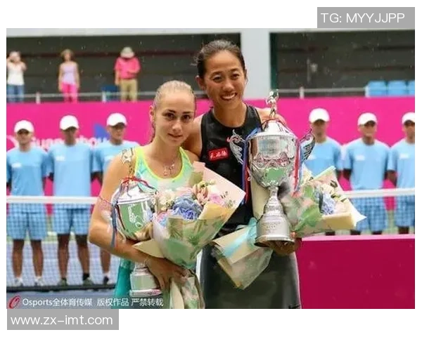 重庆网球队比赛经验引发热议球迷对选手表现和教练策略展开激烈讨论